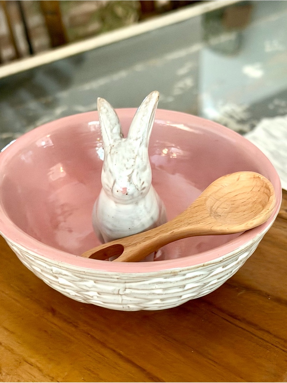 New Mud Pie Bunny candy bowl! Textured basket  weave design ,Ceramic